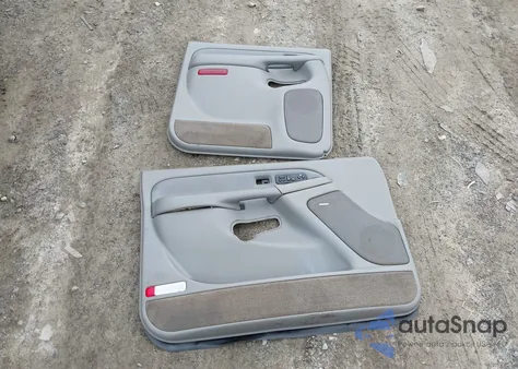 2004 GMC Yukon Xl 1500 Denali из США, поврежденный, VIN 1GKFK66U44J123189